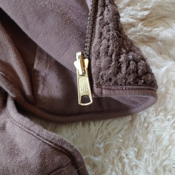 Reversible Fleece Jacket - Picture 8 of 8